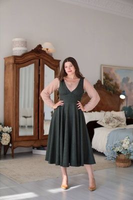 "Anzhelika" woollen pinafore dress